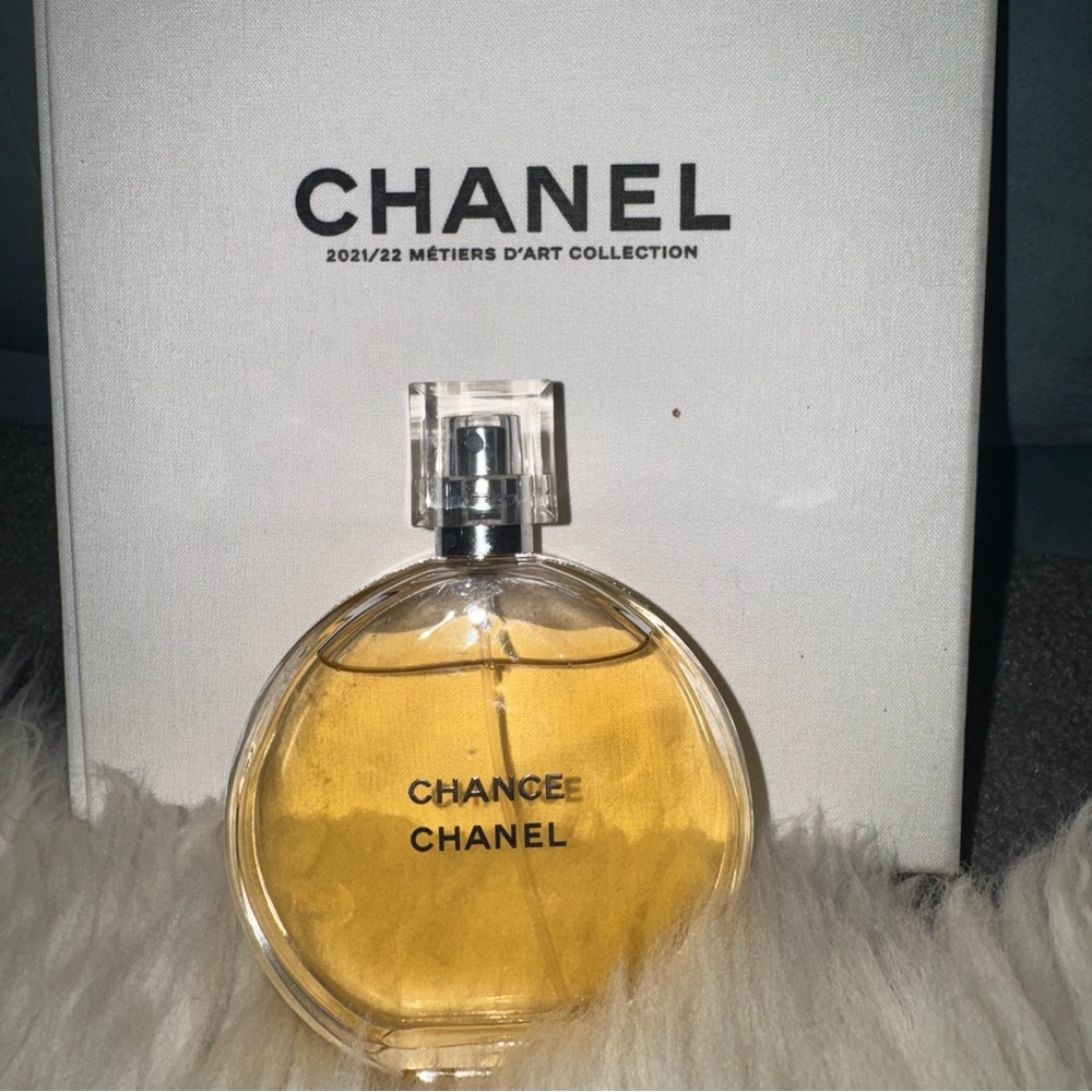 CHANEL Chance Eau de Parfum - Amber Gold Bottle
